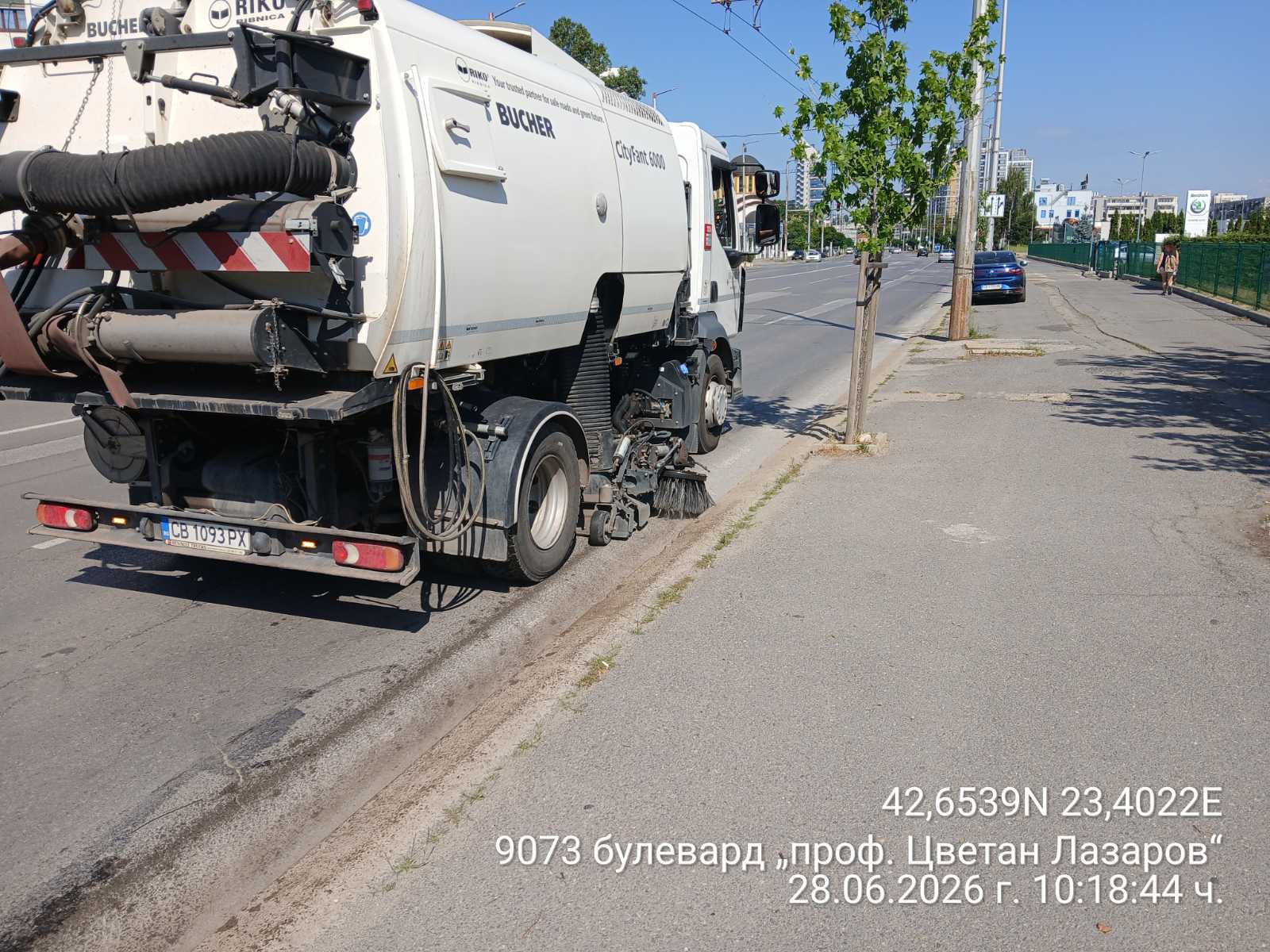 Механизирано метене на улични платна