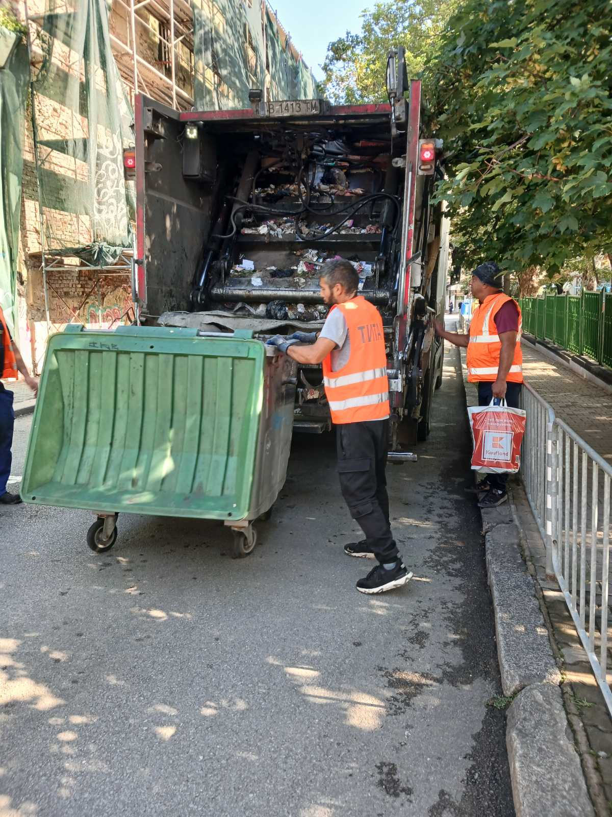 Сметосъбиране и извозване 