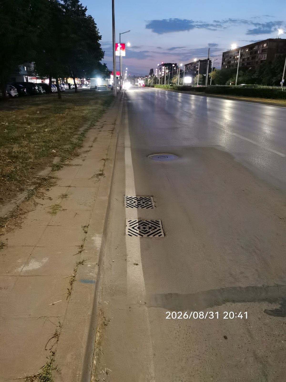 Механизирано метене на улични платна