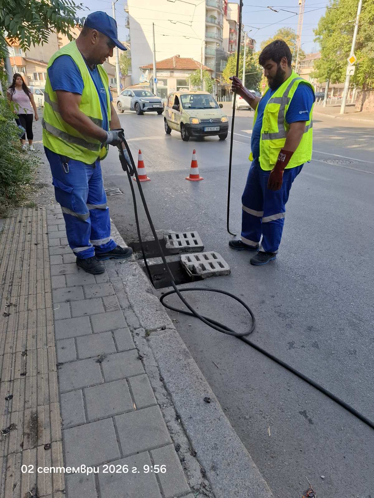 Почистване на дъждоприемни шахти