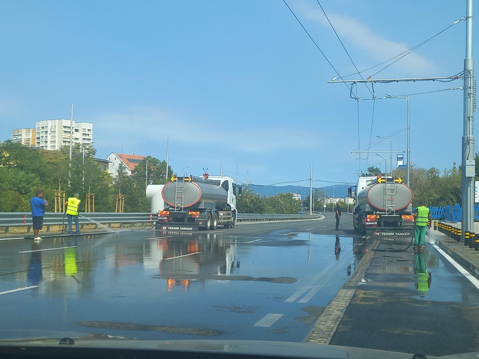 Миене на улици и булеварди