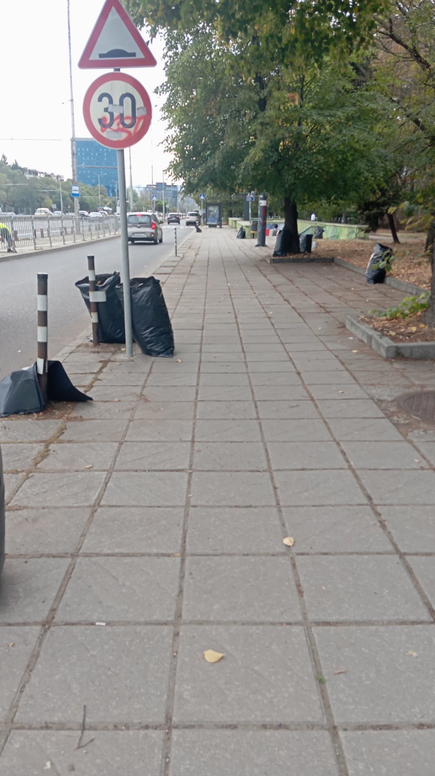 Почистване на обществени пространства